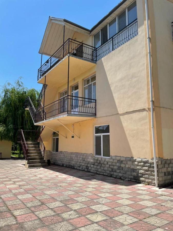 ナブラン Rey 2 Bed & Breakfast エクステリア 写真